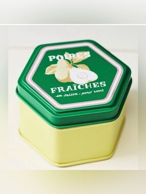 Anthropologie Juliette Fruity Salted Pear & Lily Tin Candle. NWT